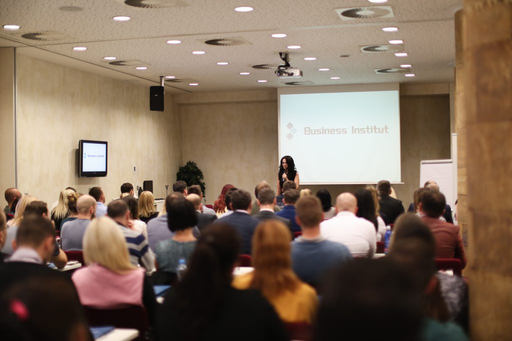 Business Institut zahájil 25. cyklus studia programů MBA, DBA, BBA a&nbsp;LLM - galerie