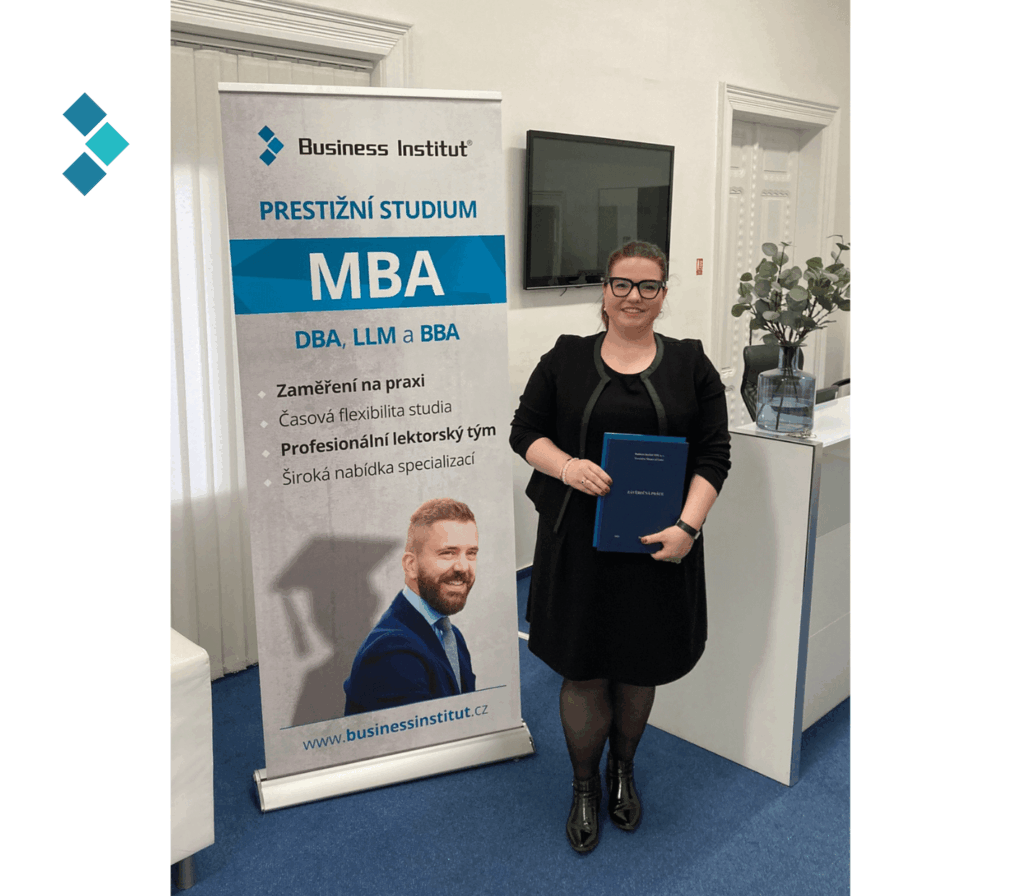 obhajoby brezen 2024 10 | Noví absolventi a&nbsp;držitelé titulů MBA a&nbsp;LLM